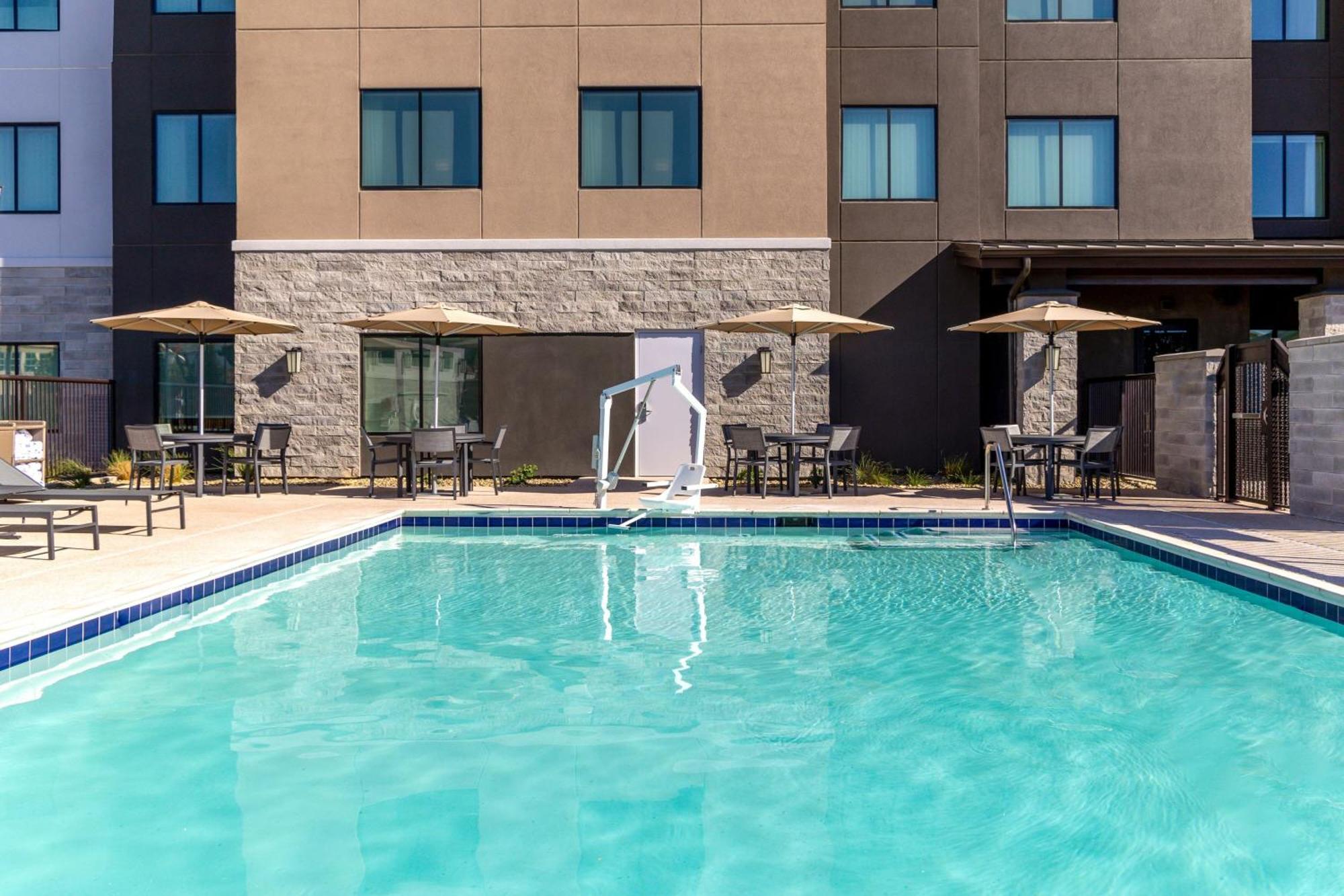 Residence Inn By Marriott Fairfield Napa ภายนอก รูปภาพ